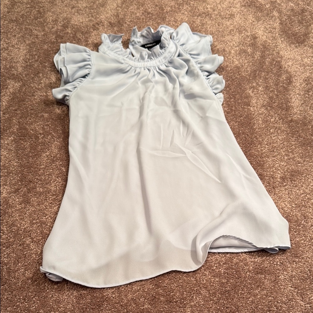 Express Ruffle Blouse - Picture 3 of 8